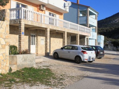 Apartment Two bedroom apartment with balcony and sea view Seget Vranjica, Trogir A-8507-a - Outdoor photo 7