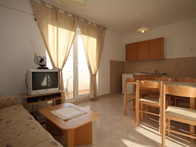 Apartment Two bedroom apartment with balcony and sea view Seget Vranjica, Trogir A-8507-a - Outdoor photo 10