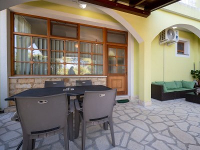 Apartment Two bedroom apartment near beach Veli Rat, Dugi otok A-438-a - Outdoor photo 36
