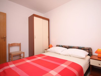 Apartment Two bedroom apartment with balcony and sea view Seget Vranjica, Trogir A-8507-b - Outdoor photo 12