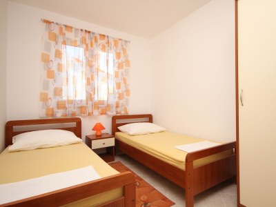 Apartment Two bedroom apartment with balcony and sea view Seget Vranjica, Trogir A-8507-b - Outdoor photo 13