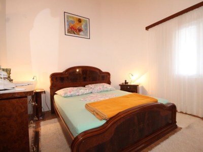 Apartment Two bedroom apartment with terrace and sea view Milna, Vis A-8896-a - Outdoor photo 18