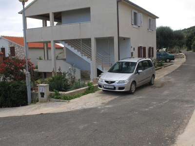 Apartment Three bedroom apartment with terrace and sea view Milna, Vis A-8896-b - Outdoor photo 13