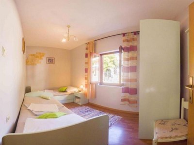 Apartment Three bedroom apartment with terrace and sea view Milna, Vis A-8896-b - Outdoor photo 17