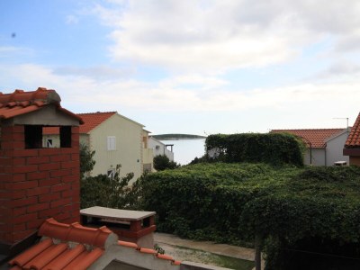 Apartment Three bedroom apartment with terrace and sea view Milna, Vis A-8896-b - Outdoor photo 23