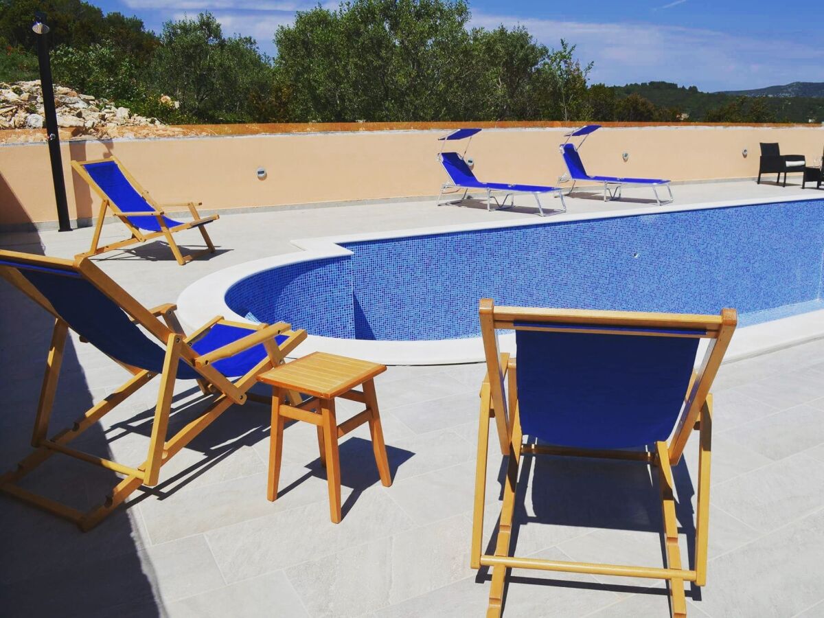 Apartment Two bedroom apartment with terrace Kneža, Korčula A-9269-b