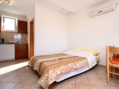 Apartment One bedroom apartment with terrace and sea view Viganj, Pelješac A-10189-a - Outdoor photo 12