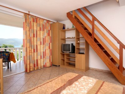 Apartment One bedroom apartment with terrace and sea view Viganj, Pelješac A-10189-a - Outdoor photo 13