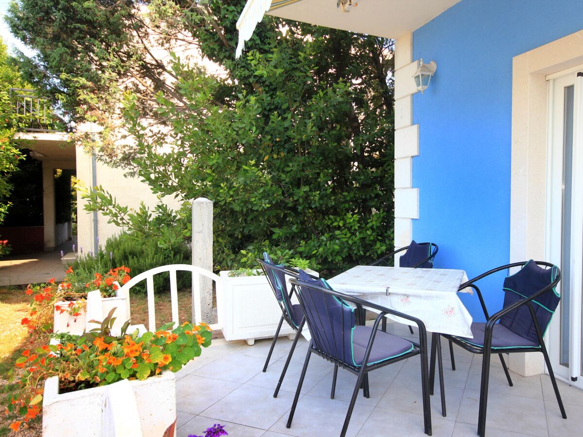 Apartment One bedroom apartment with terrace Viganj, Pelješac A-10189-d