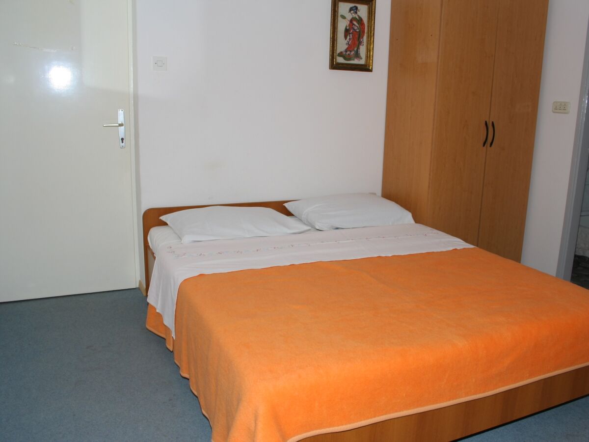 Apartment One bedroom apartment with air-conditioning Podgora, Makarska A-518-b