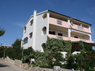 Apartment Two bedroom apartment with terrace and sea view Mandre, Pag A-523-d - Outdoor photo 2