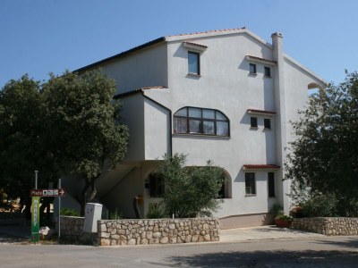 Apartment Two bedroom apartment with terrace and sea view Mandre, Pag A-523-d - Outdoor photo 3