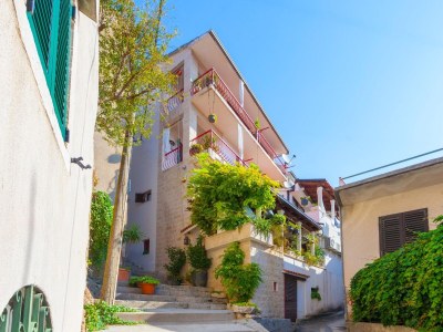 Apartment Studio flat with terrace Makarska AS-11063-b in Makarska - Apartment