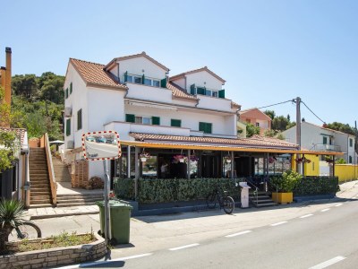 Apartment One bedroom apartment with balcony and sea view Tisno, Murter A-815-d - Outdoor photo 5