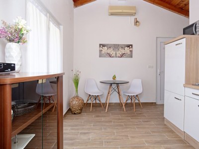 Apartment One bedroom apartment with balcony and sea view Tisno, Murter A-815-d - Outdoor photo 22