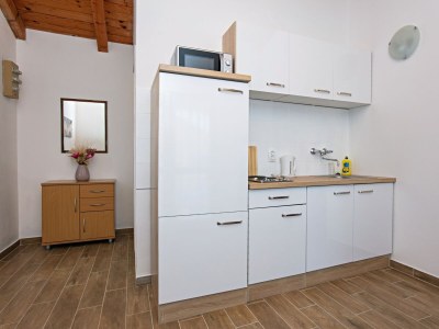 Apartment One bedroom apartment with balcony and sea view Tisno, Murter A-815-d - Outdoor photo 25