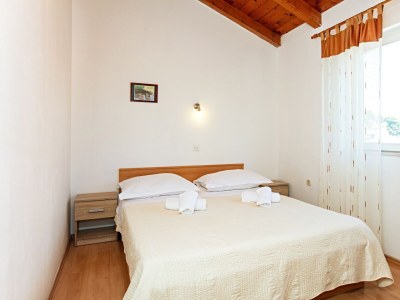 Apartment One bedroom apartment with balcony and sea view Tisno, Murter A-815-d - Outdoor photo 26