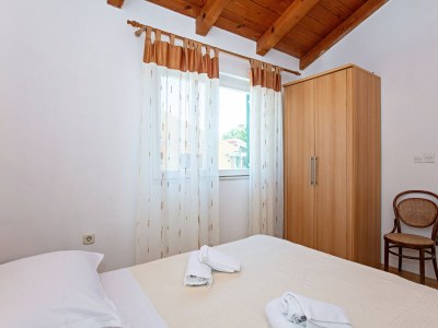 Apartment One bedroom apartment with balcony and sea view Tisno, Murter A-815-d - Outdoor photo 27