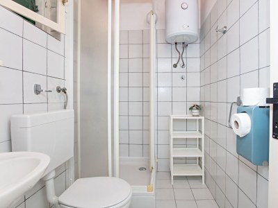 Apartment One bedroom apartment with balcony and sea view Tisno, Murter A-815-d - Outdoor photo 30