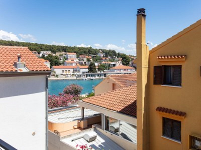 Apartment One bedroom apartment with balcony and sea view Tisno, Murter A-815-d - Outdoor photo 34