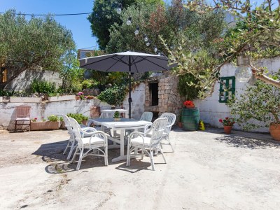 Apartment One bedroom apartment with balcony and sea view Tisno, Murter A-815-e - Outdoor photo 30