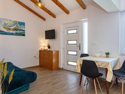 Apartment One bedroom apartment with balcony and sea view Tisno, Murter A-815-e - Outdoor photo 36