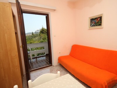 Apartment One bedroom apartment with terrace and sea view Kali, Ugljan A-834-b - Outdoor photo 17