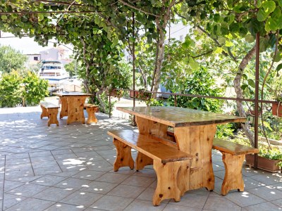 Apartment Two bedroom apartment with balcony Pirovac, Šibenik A-13263-b - Outdoor photo 8