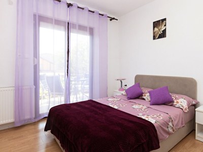 Apartment Two bedroom apartment with balcony Pirovac, Šibenik A-13263-b - Outdoor photo 25