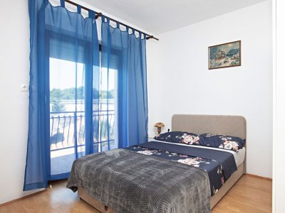 Apartment Two bedroom apartment with balcony Pirovac, Šibenik A-13263-b - Outdoor photo 29