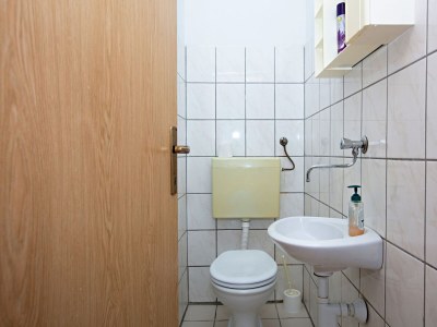 Apartment Two bedroom apartment with balcony Pirovac, Šibenik A-13263-b - Outdoor photo 34