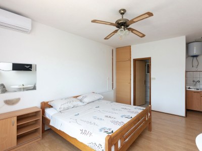 Apartment Studio flat with balcony Pirovac, Šibenik AS-13263-a - Outdoor photo 22