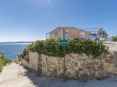 Apartment One bedroom apartment with terrace and sea view Rastići, Čiovo A-4293-a - Outdoor photo 8