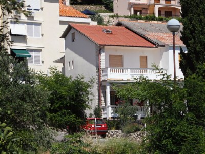 Holiday room with terrace Palit, Rab S-5061-a in Rab - Holiday room