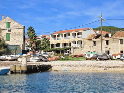 Apartment One bedroom apartment near beach Rukavac, Vis A-1154-b - Outdoor photo 2