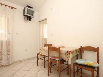 Apartment Two bedroom apartment near beach Rukavac, Vis A-1154-d - Outdoor photo 8
