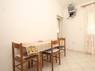 Apartment Two bedroom apartment near beach Rukavac, Vis A-1154-e - Outdoor photo 8