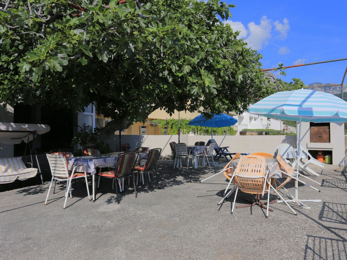 Holiday room Apartments and rooms with parking space Tučepi, Makarska - 5263 - Apartments and rooms with parking space Tučepi, Makarska - 5263 - Outdoor photo 5