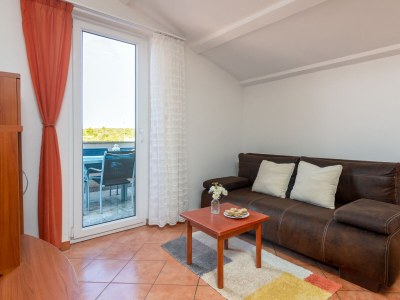 Apartment Two bedroom apartment with terrace and sea view Medulin A-2274-a - Outdoor photo 11