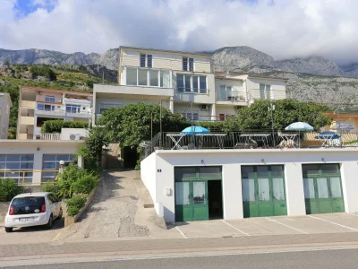 Holiday room Apartments and rooms with parking space Tučepi, Makarska - 5263 - Apartments and rooms with parking space Tučepi, Makarska - 5263 - Outdoor photo 2