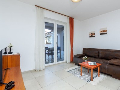 Apartment Two bedroom apartment with terrace Medulin A-2274-c - Outdoor photo 11