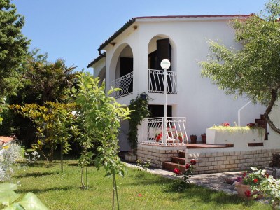 Apartment Two bedroom apartment with terrace Baška, Krk A-5430-b - Outdoor photo 2