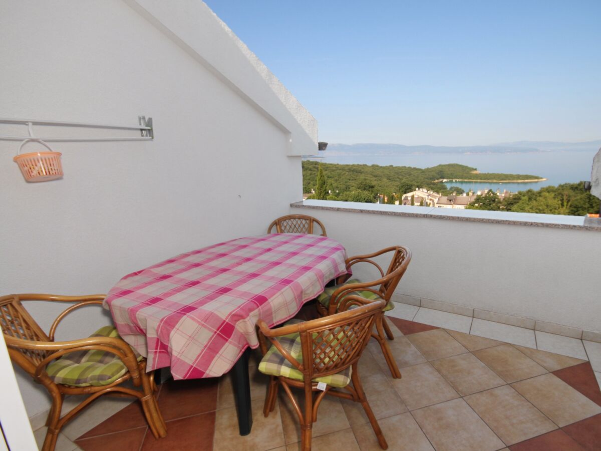 Apartment Two bedroom apartment with terrace and sea view Njivice, Krk A-5458-a