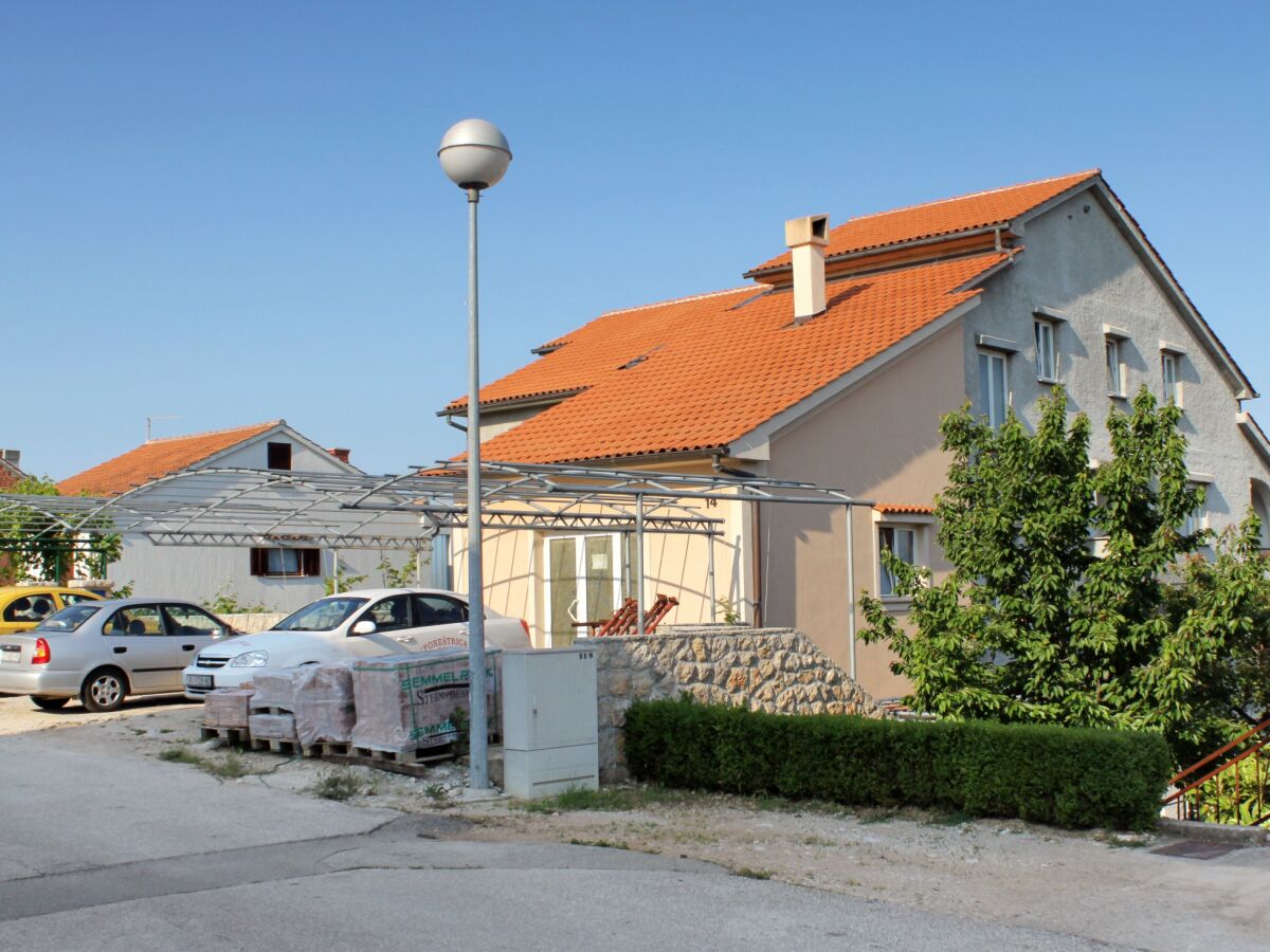 Apartment Two bedroom apartment with terrace and sea view Njivice, Krk A-5458-a - Outdoor photo 3