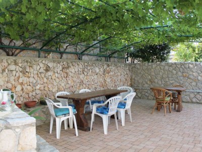 Apartment One bedroom apartment with terrace Njivice, Krk A-5458-d - Outdoor photo 10