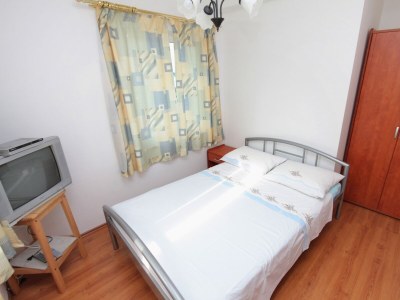 Apartment One bedroom apartment with terrace Njivice, Krk A-5458-d - Outdoor photo 17