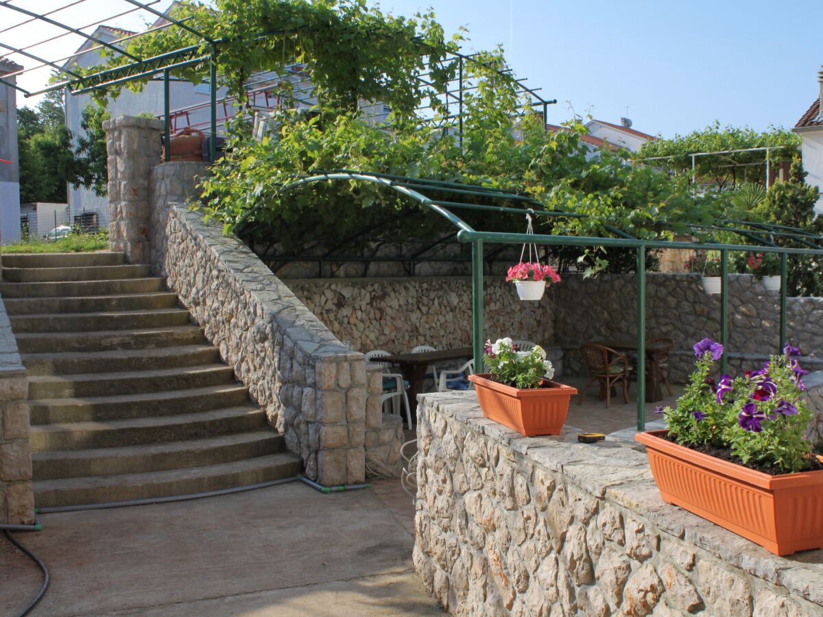 Apartment One bedroom apartment with terrace and sea view Njivice, Krk A-5458-f - Outdoor photo 5