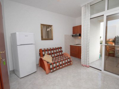 Apartment One bedroom apartment with terrace and sea view Njivice, Krk A-5458-f - Outdoor photo 14