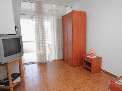 Apartment Studio flat with terrace and sea view Njivice, Krk AS-5458-a - Outdoor photo 16