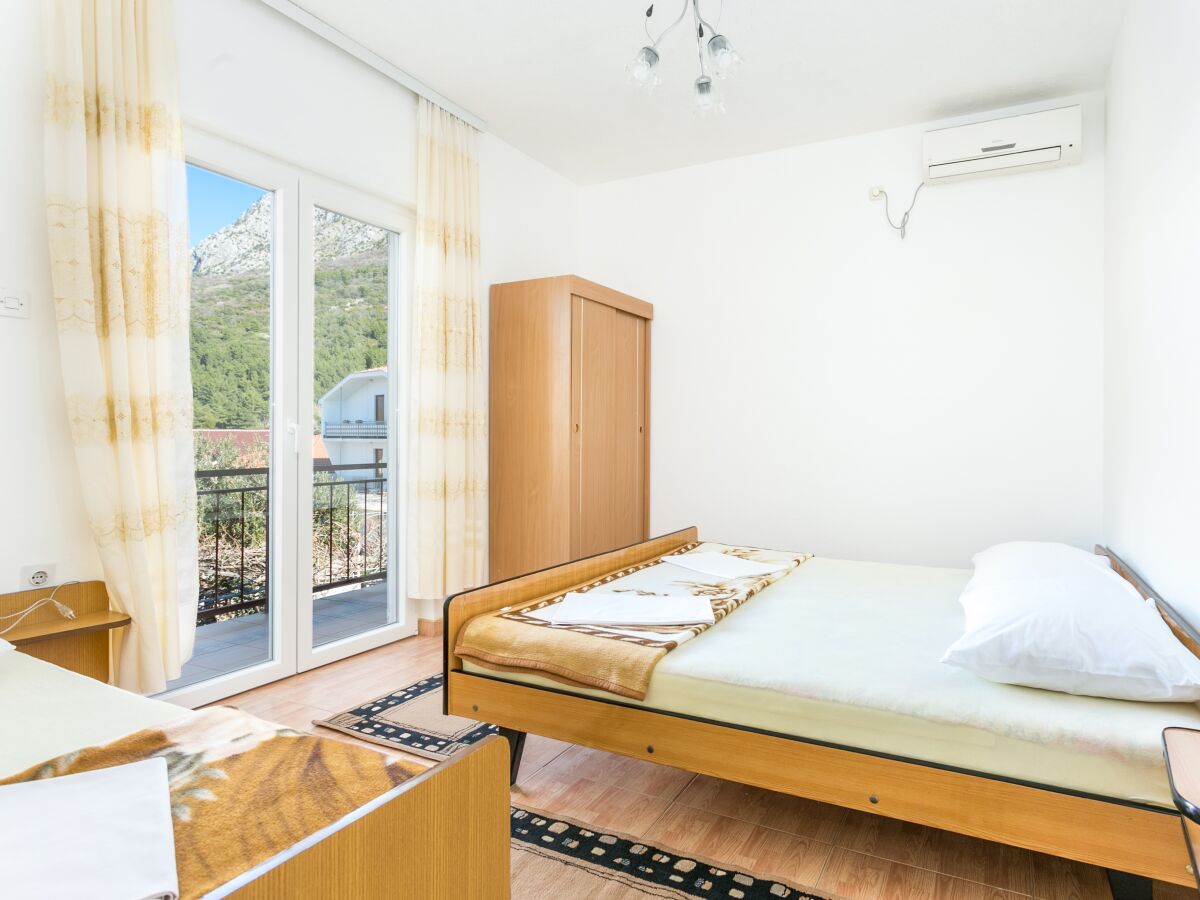 Apartment One bedroom apartment with balcony Podaca, Makarska A-2783-c